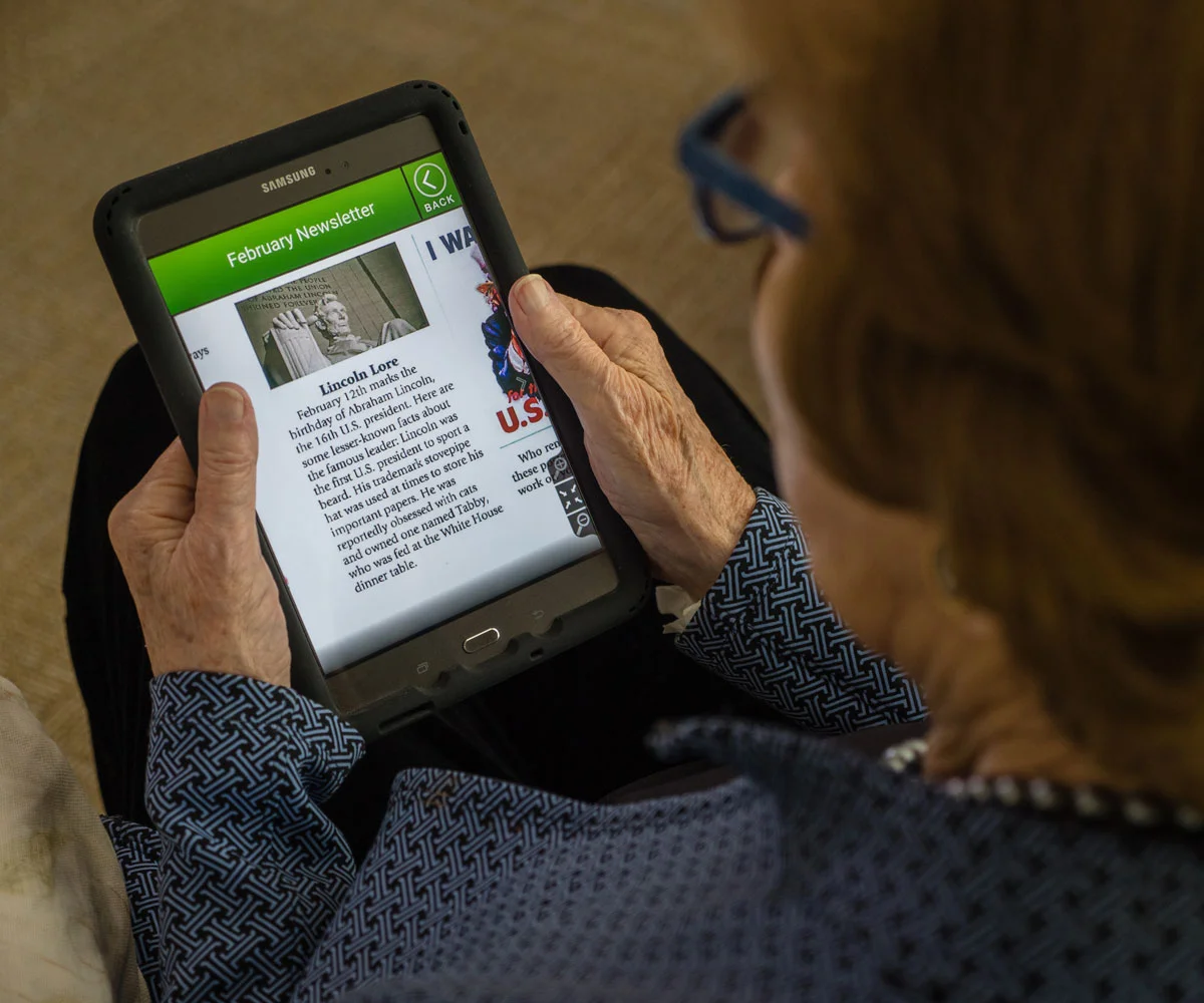 https://www.maplewoodseniorliving.com/wp-content/uploads/2022/03/Digital-Signs-Mobile-App1.jpg